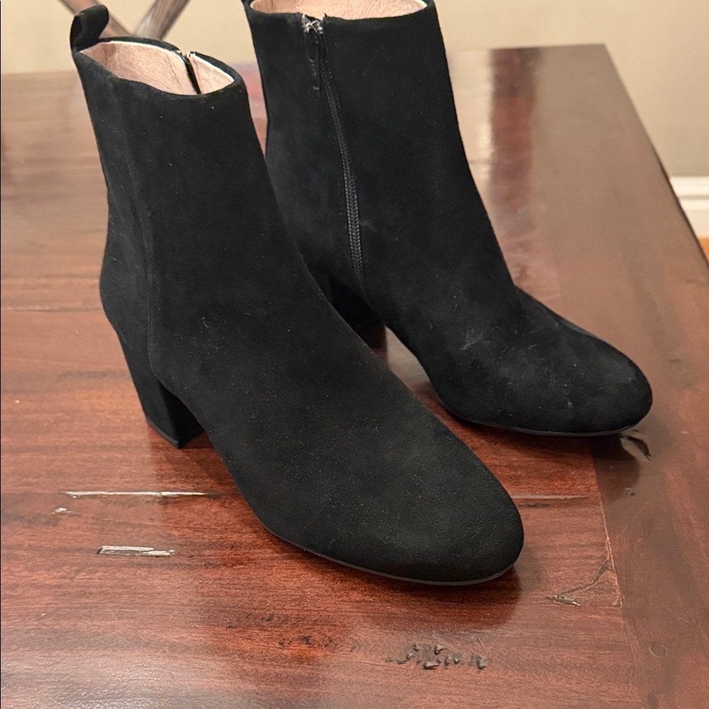 Gianni Bini Black Suede Ankle Booties